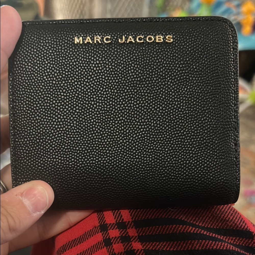 Marc Jacobs Textured Black Wallet